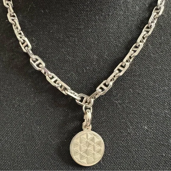 Elegant Solid Silver Necklace with Geometric Pendant Charged Energy by High Chi - Picture 1 of 6